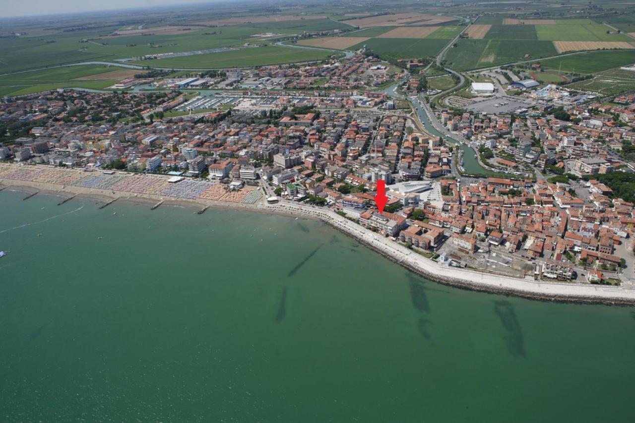 Penthouse Attico Mara Apartment Caorle Exterior photo