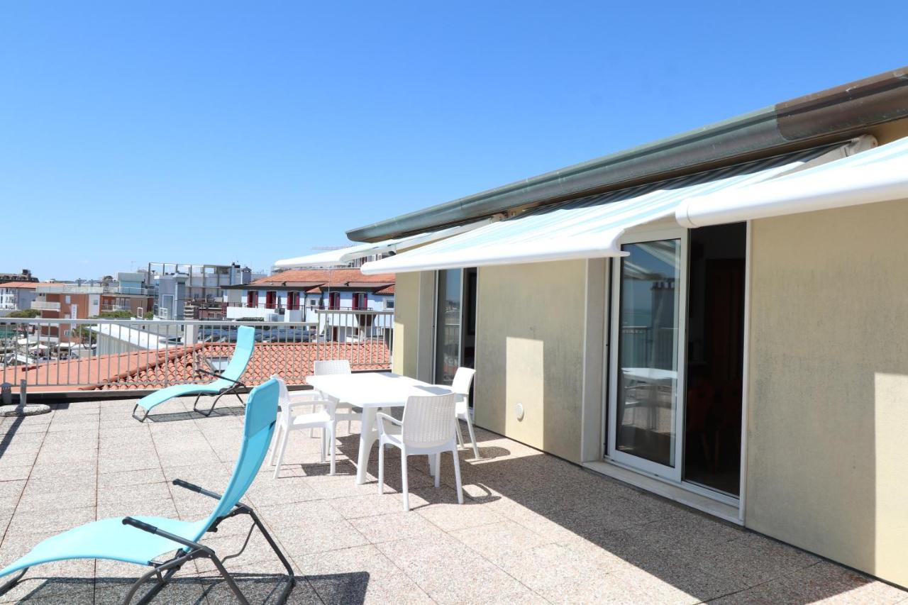 Penthouse Attico Mara Apartment Caorle Exterior photo